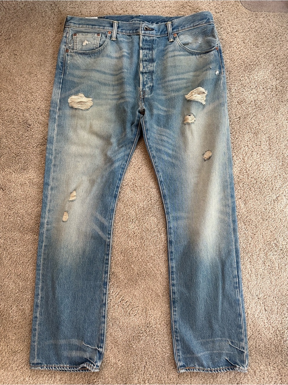 Levi's 501 Men's original vintage Light Blue Straight Jeans Distressed 38x32